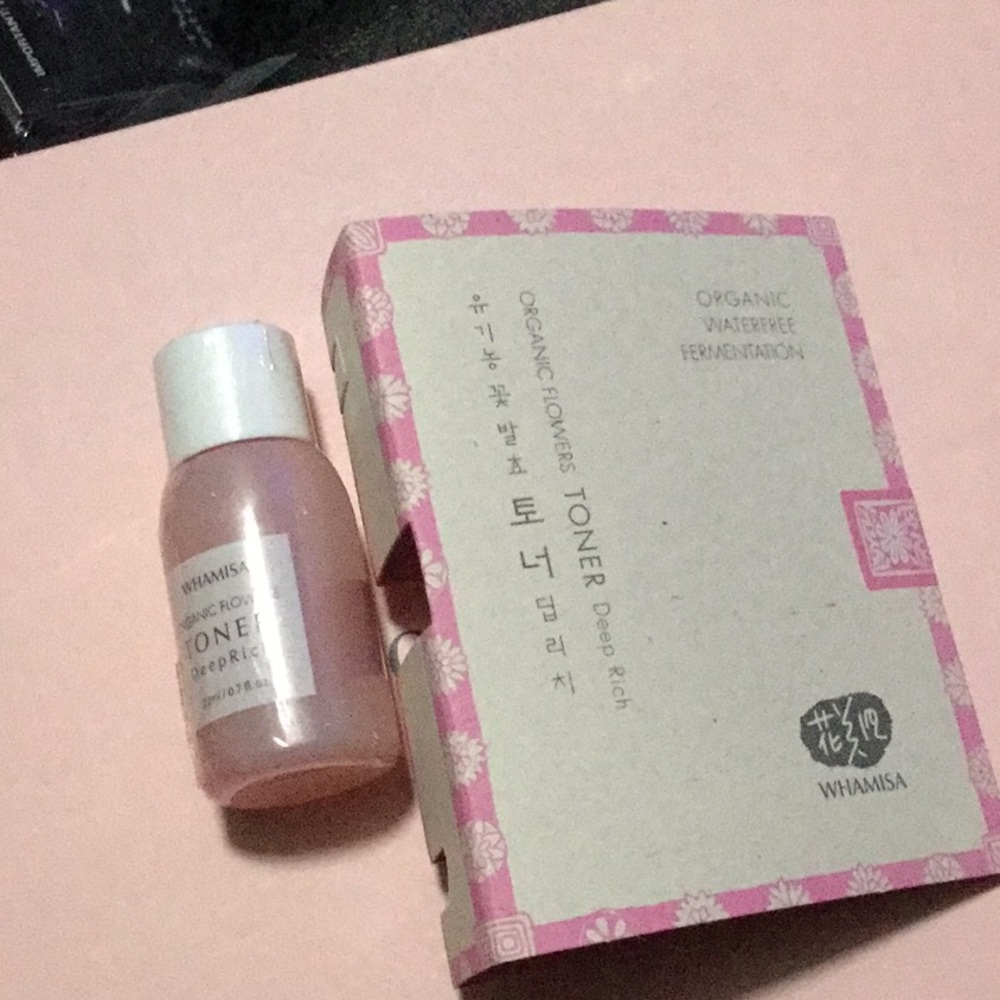 Whamisa Organic Flowers Toner Deep Rich New/Still sealed.